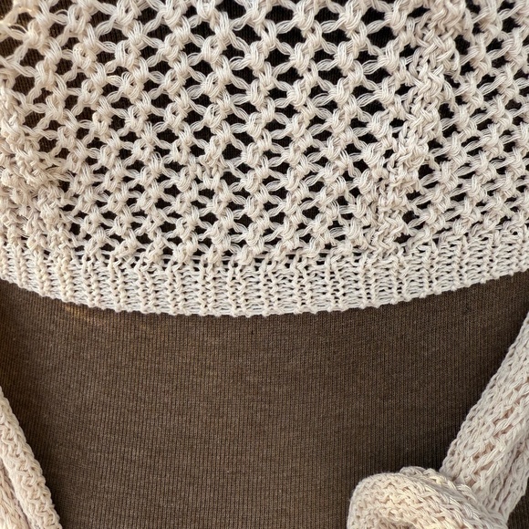 Must have Ivory open-weave wrap top - Picture 9 of 9